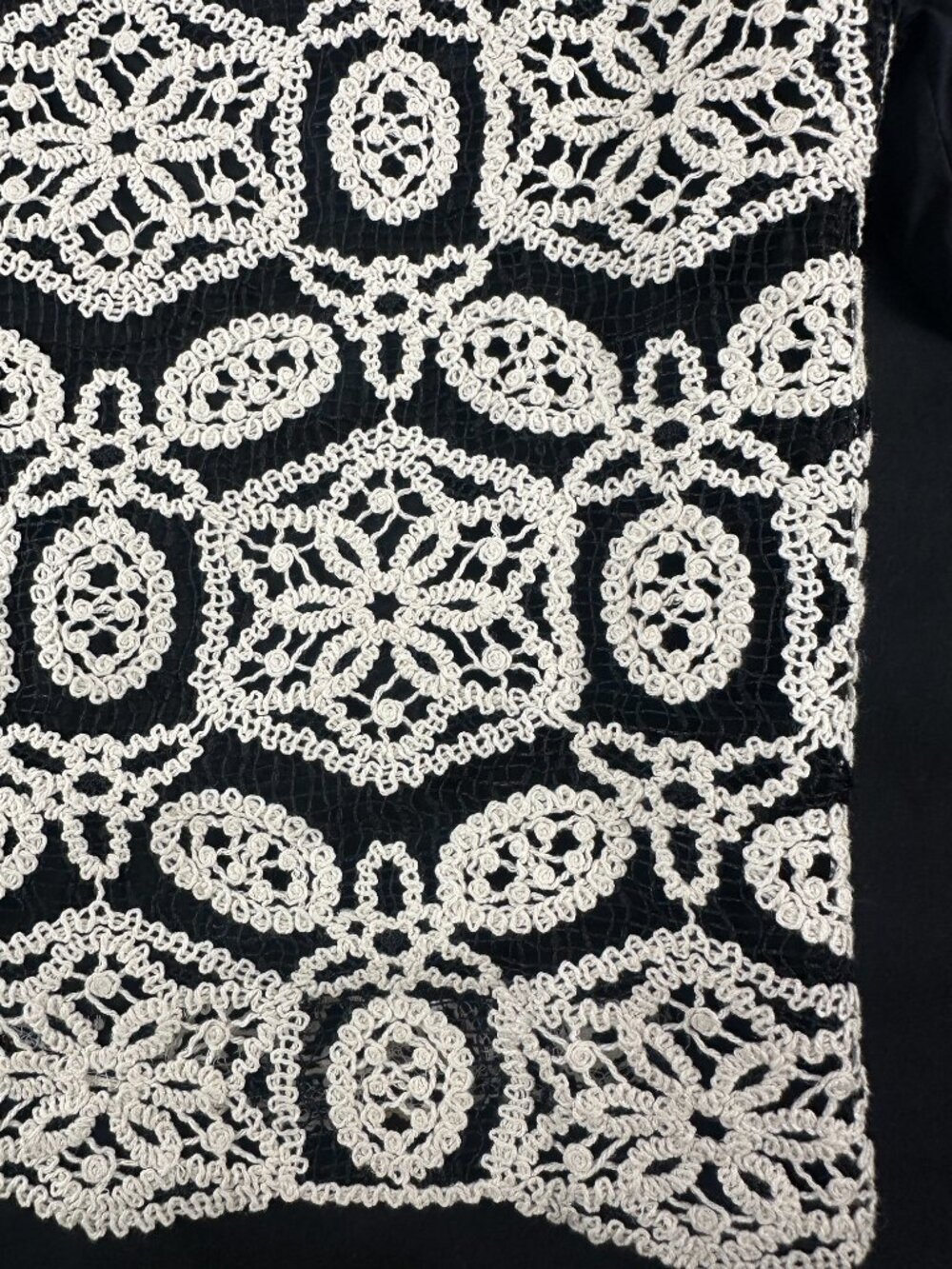 Heyson Embroidered Puff Sleeve Top – Black & Cream – S/M/L – NWT BTS, Work, Fall - Picture 9 of 16